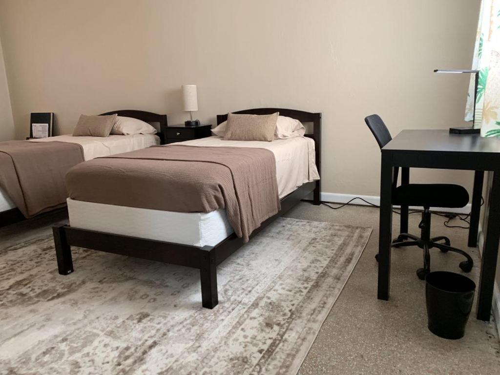 Sebastian Gardens Inn & Suites Екстер'єр фото
